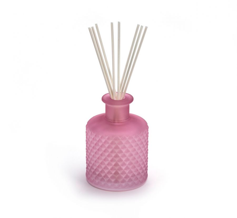 How to Choose the Best Scent For Your Reed Diffuser